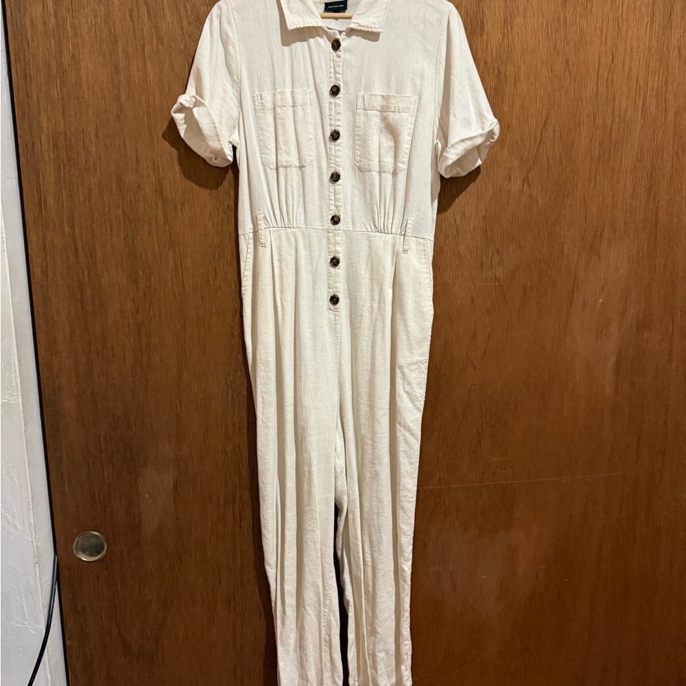 Who What Wear Ivory Button-Front Jumpsuit